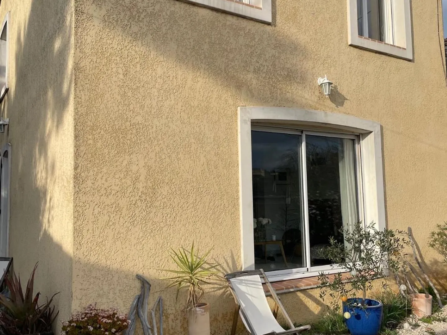 Chambre Privee En Provence Villeneuve-les-Avignon Homestay